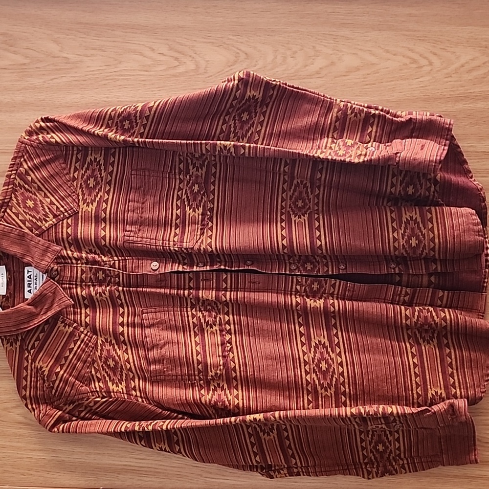 Ladies Ariat Shirt